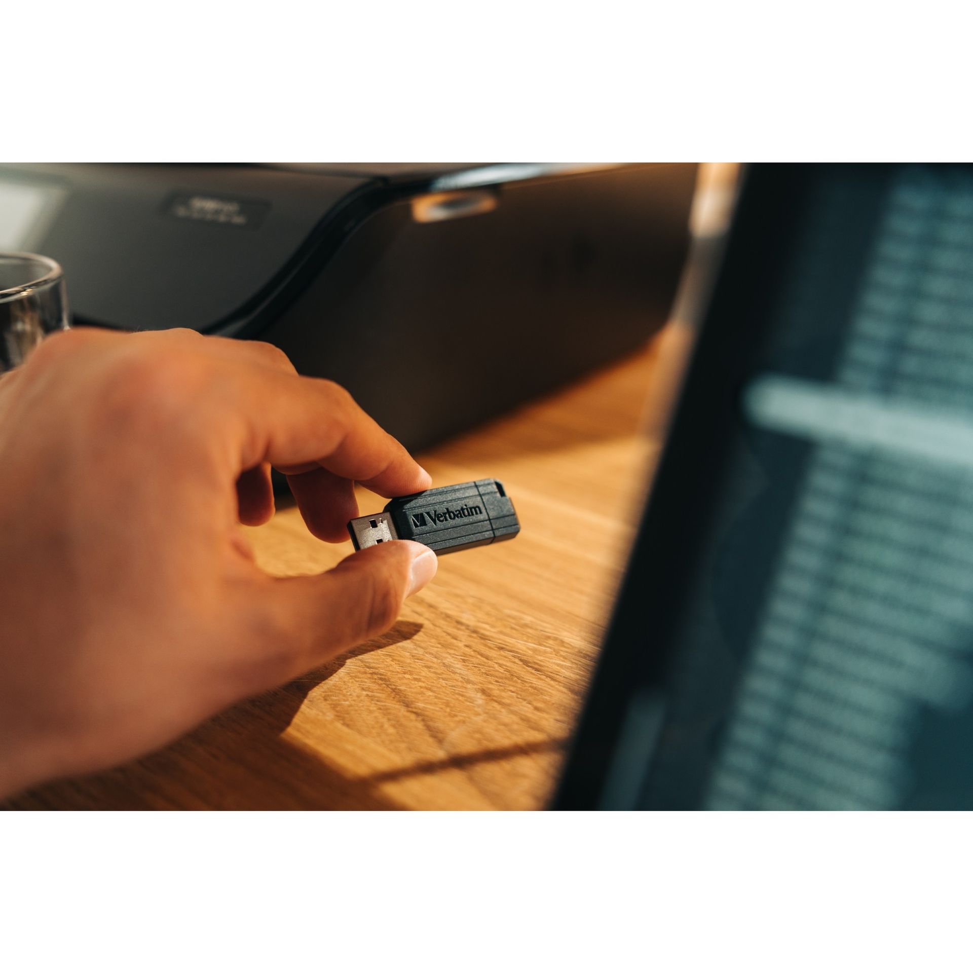 USB Stick Pin Stripe 128GB schwarz