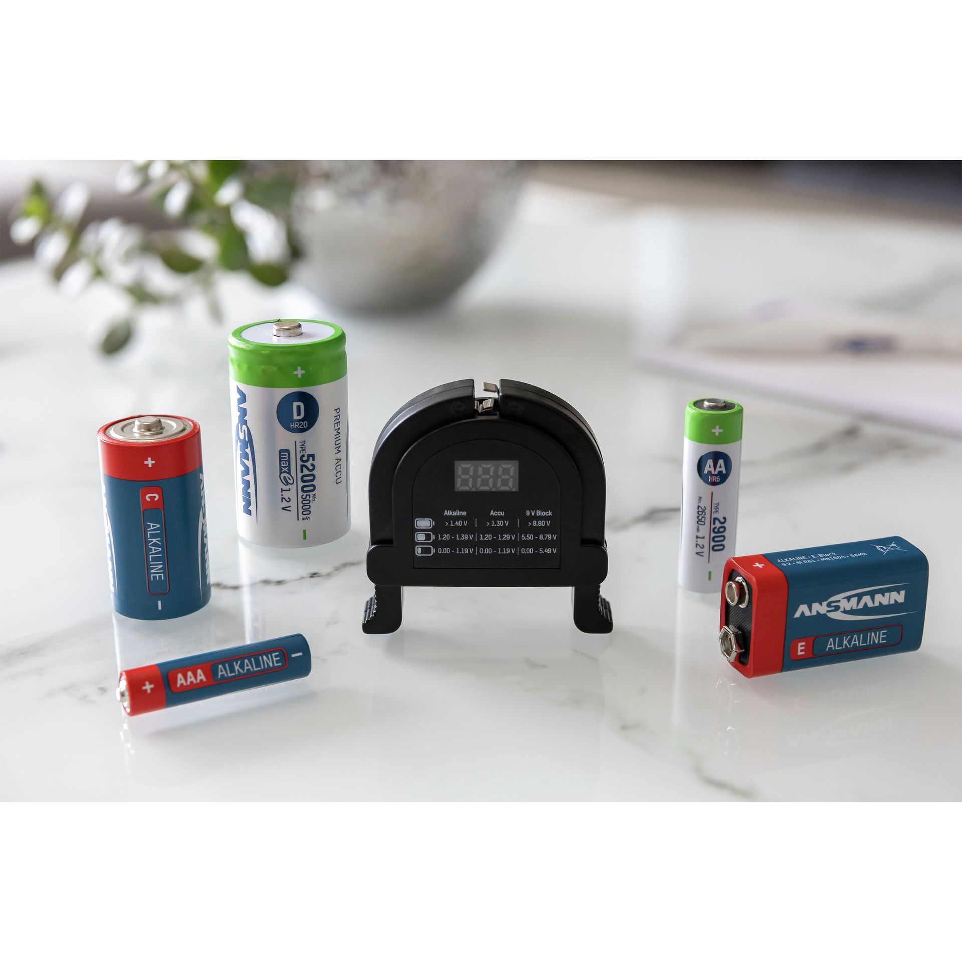 Batterietester für Thekenbereich