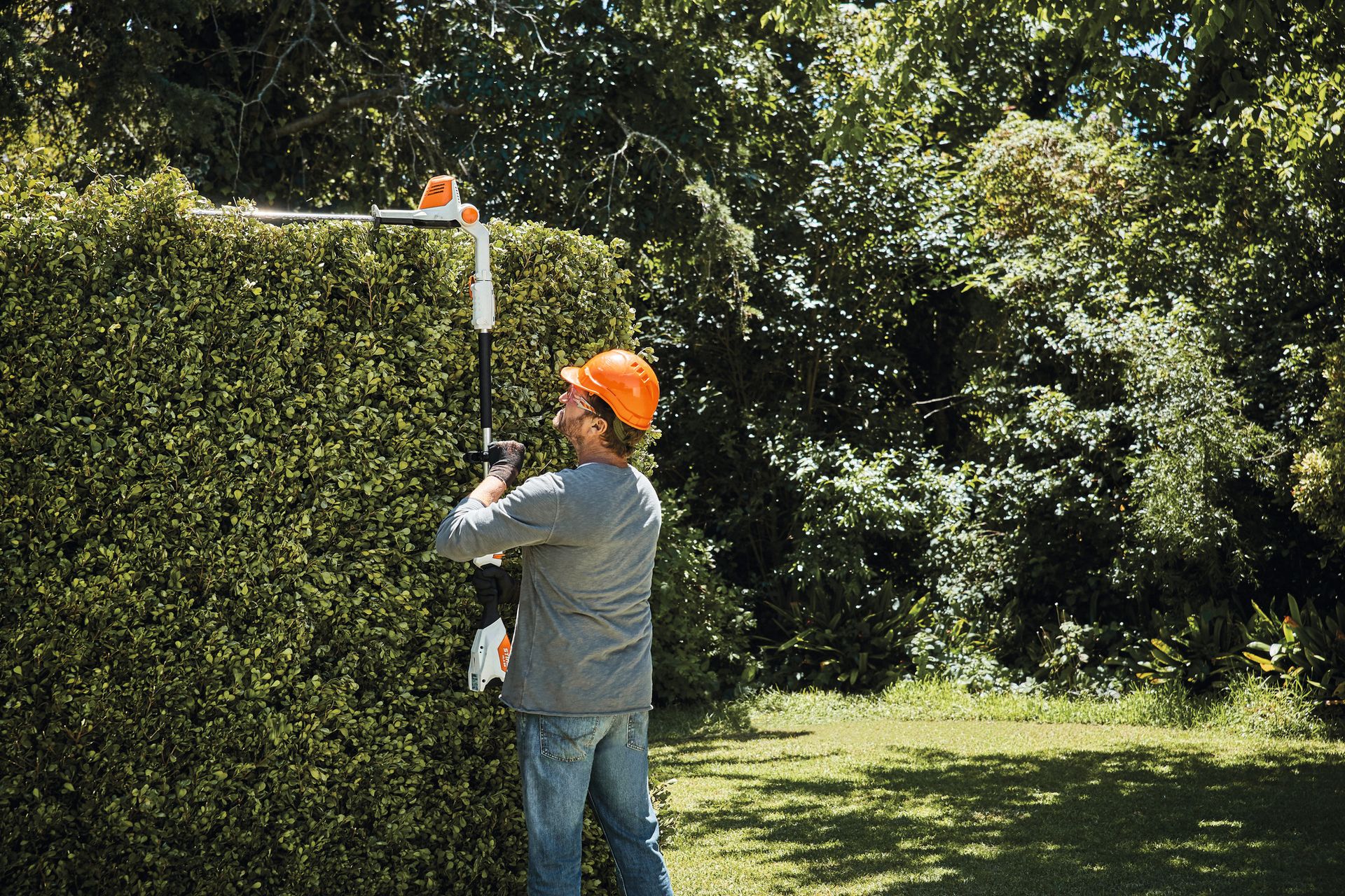 STIHL Akku-Heckenschneider HLA 56