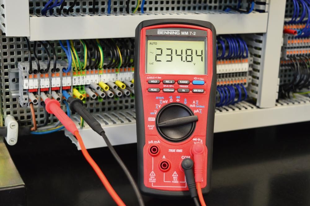 Digital-Multimeter MM 7-2 Benning