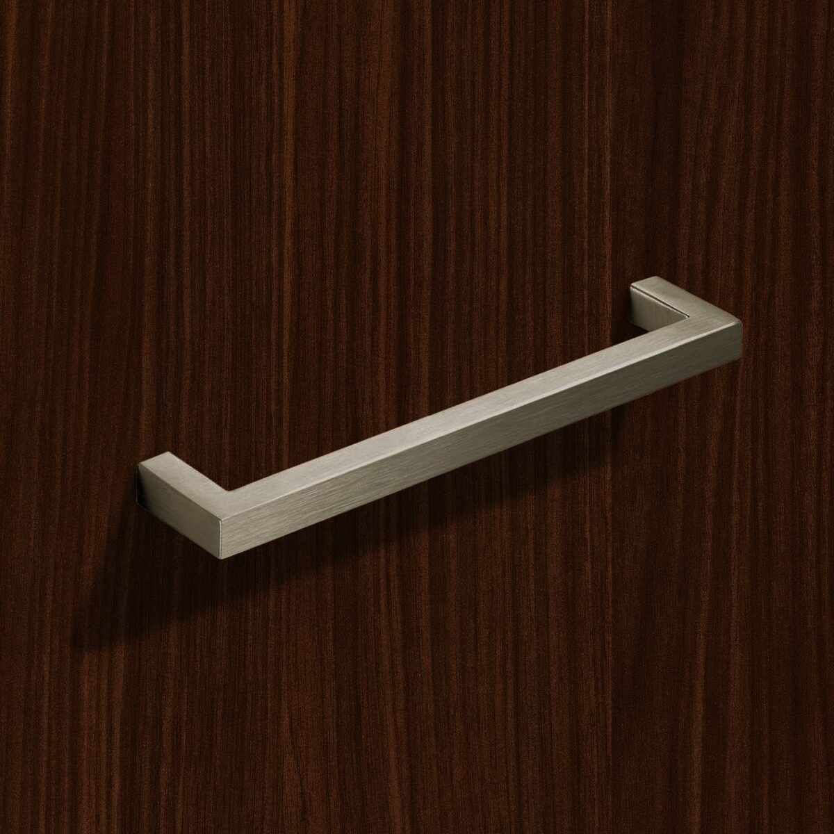 Griff Anzio, Bohrabstand 96, L 106 mm, B 10 mm, H