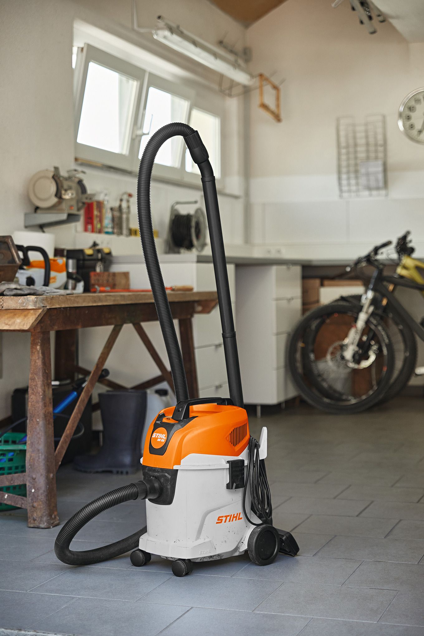 STIHL Elektro-Nass- und Trockensauger SE 33