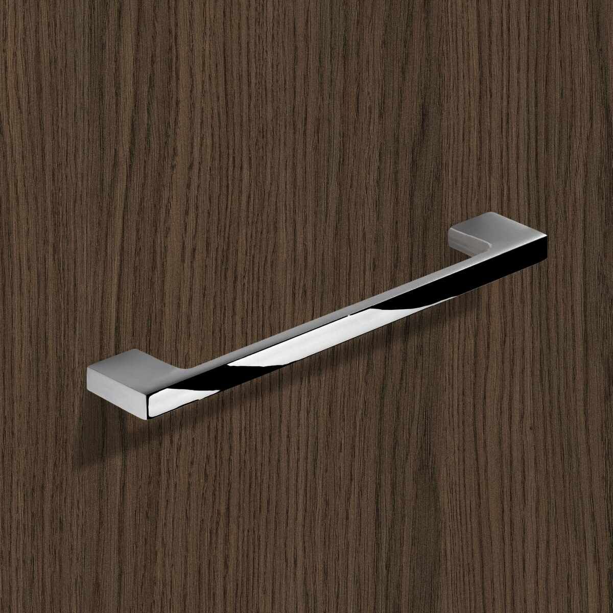 Griff Belluno, Bohrabstand 96, L 130 mm, B 9 mm, H
