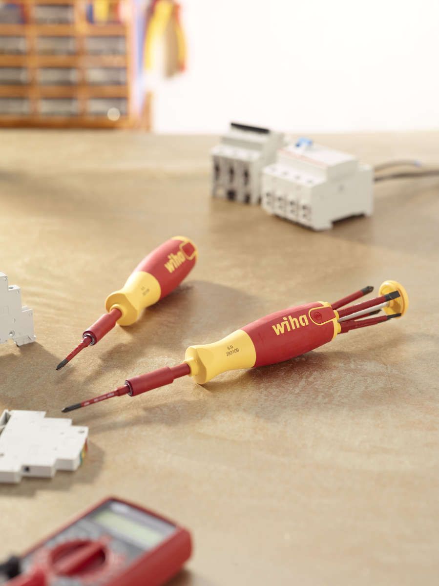 Wiha Schraubendreher mit Bit Magazin LiftUp electric Schlitz, Phillips, PlusMinus/Pozidriv mit 6 slimBits (38611)