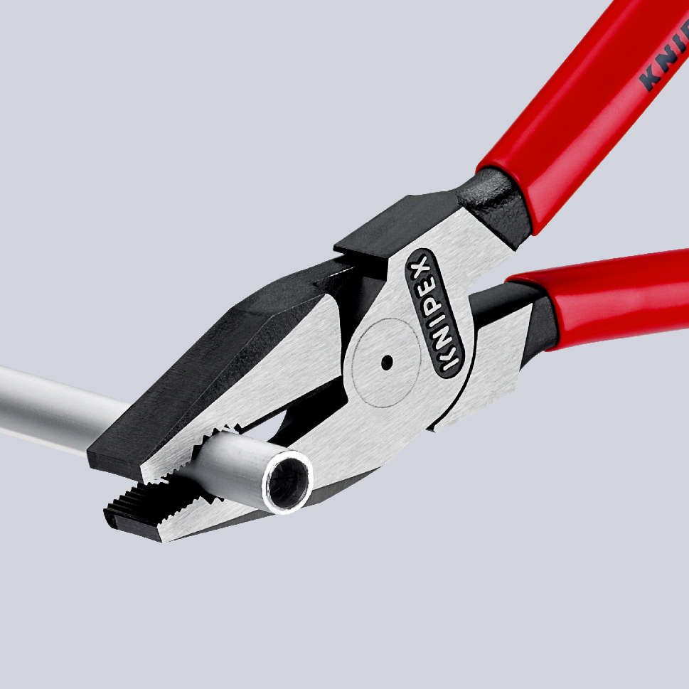 KNIPEX 02 02 200 Kraft-Kombizange mit Mehrkomponenten-Hüllen schwarz atramentiert 200 mm